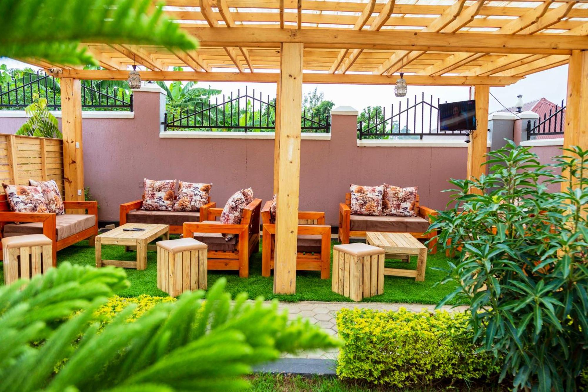 Occazia Hotel Mbarara Экстерьер фото